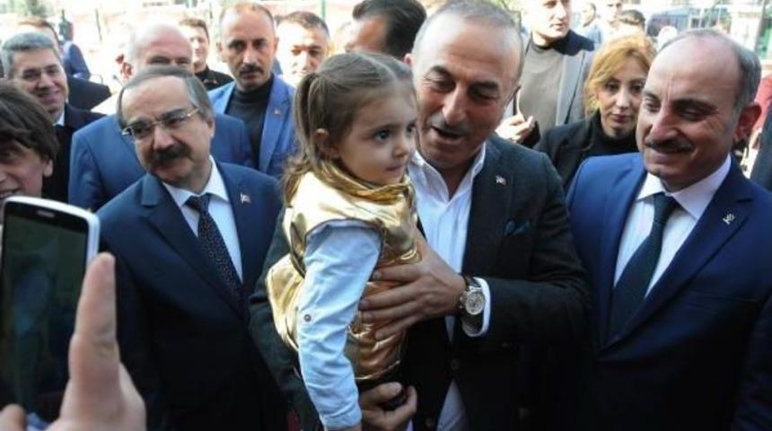 &Ccedil;avuşoğlu: Milliyet&ccedil;i Kendi Nefsine Yenilip De Pkk'lılarla Aynı Safta Yer Alamaz