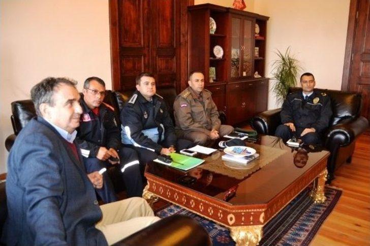 Ayvalık’ta Sel Felaketinin Ardından Hasar Tespit Komisyonu Kuruldu G2