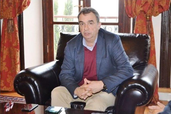 Ayvalık’ta Sel Felaketinin Ardından Hasar Tespit Komisyonu Kuruldu G4