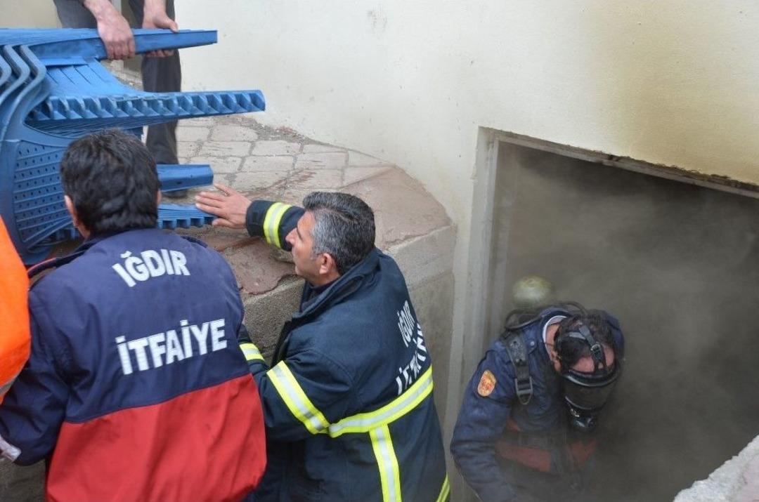 Iğdır&rsquo;da Korkutan Yangın