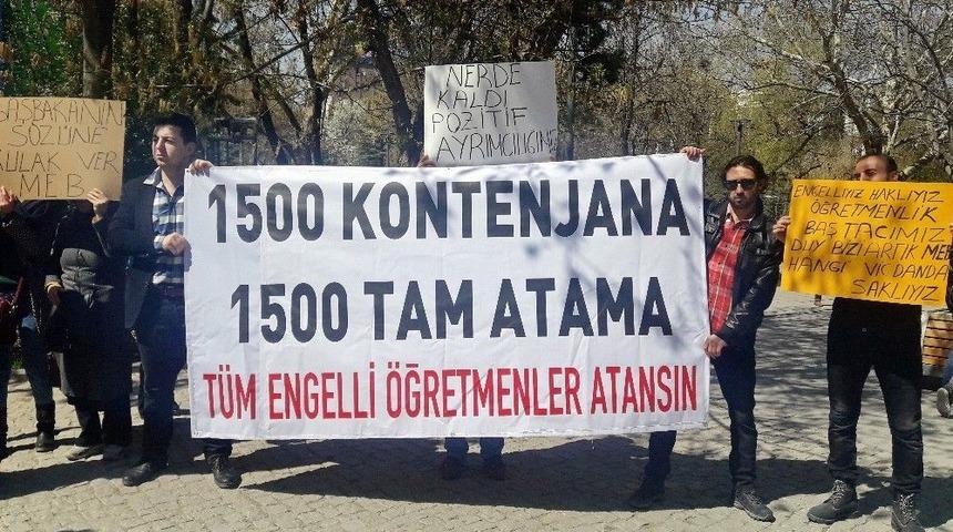 Engelli &Ouml;ğretmenler Atama İstedi