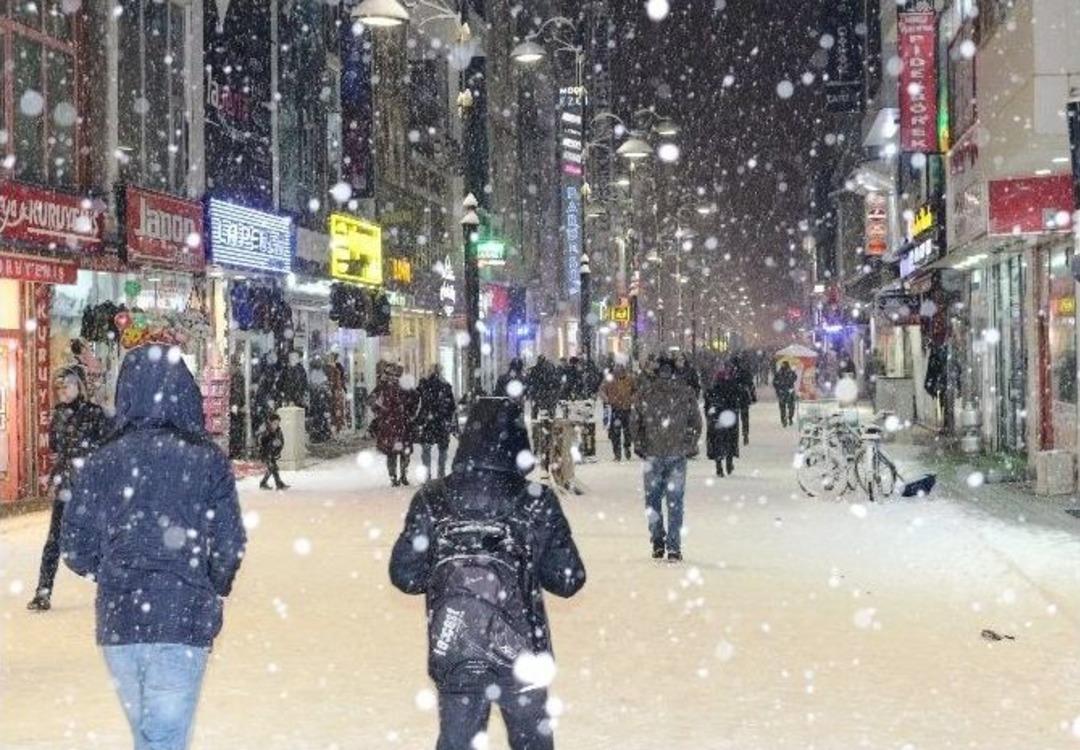 Ağrı&rsquo;da Kar Yağışı