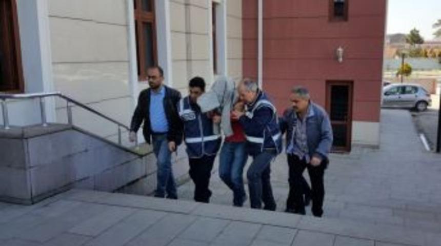 Maskeli Hırsızlardan Biri Yakalandı