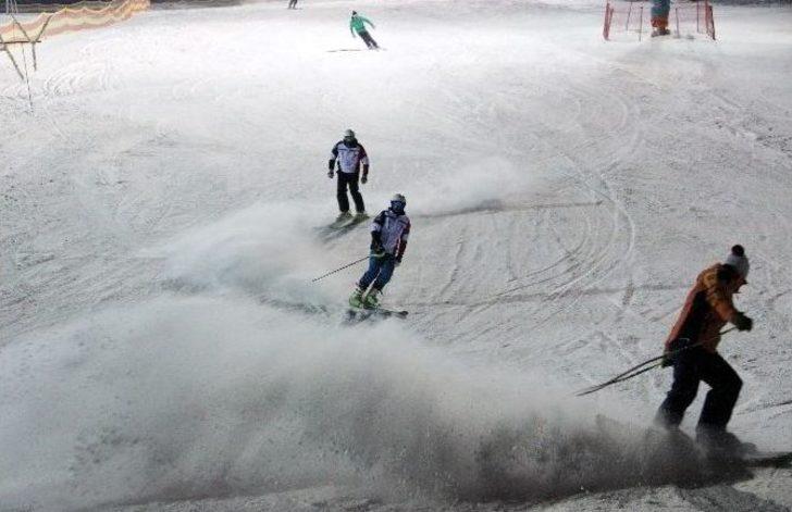 Palandöken’de Kayak Sezonu Renkli Şölenle Açıldı G3