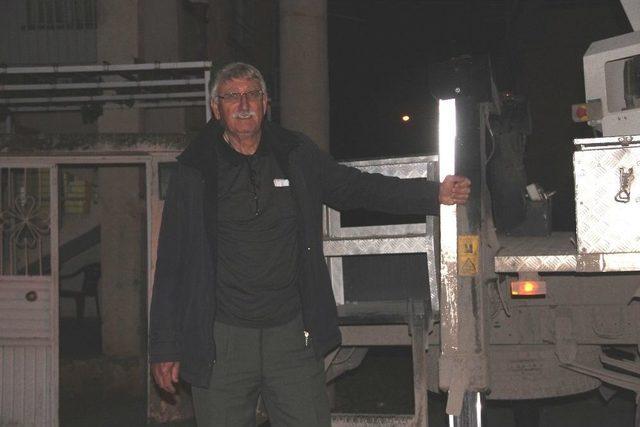 Kendini Mahallesine Adayan Muhtar 1