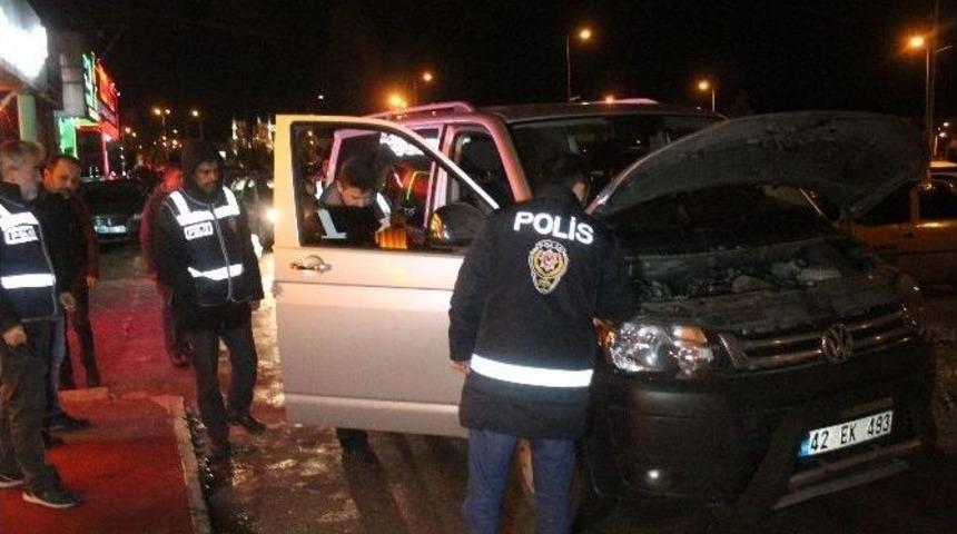 Konya&rsquo;da Eğlence Merkezlerine 450 Polisle "huzur Uygulaması"