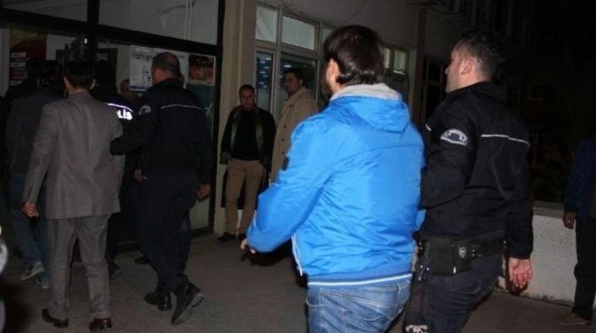18 Saat S&uuml;ren Duruşmada 21 Kişiden 18&rsquo;i Tutuklandı