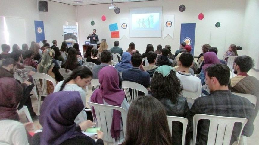 Van&rsquo;da &lsquo;&ccedil;ocuklara Doğru Yaklaşım&rsquo; Konulu Seminer