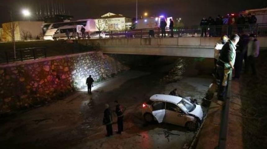 Bursa'da Trafik Kazası: 1 &Ouml;l&uuml;, 1 Yaralı