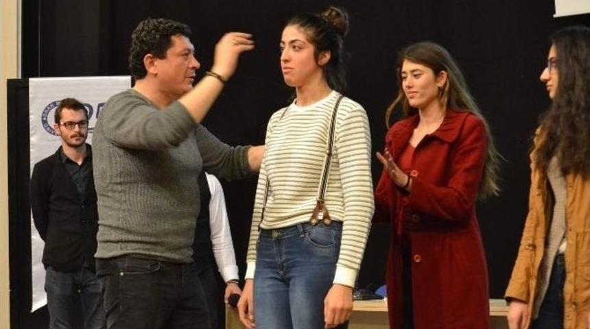 Do&ccedil;. Dr. İlseven Ad&uuml;&rsquo;y&uuml; Hipnoz Etti