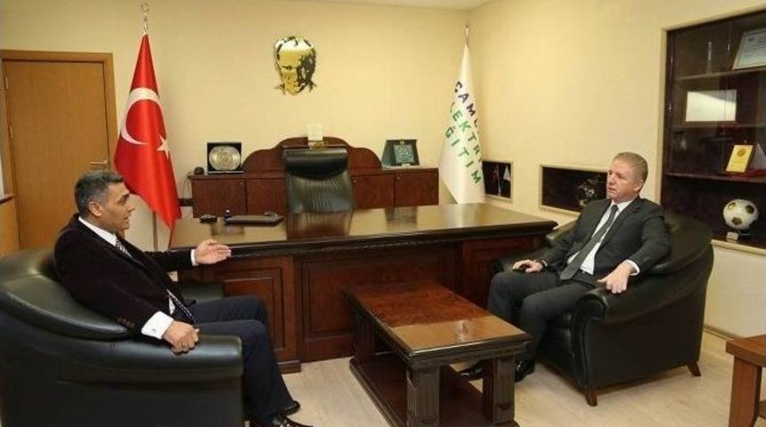 Vali G&uuml;l, &Ccedil;edaş Genel M&uuml;d&uuml;r&uuml; Akboğa&rsquo;yı Ziyaret Etti