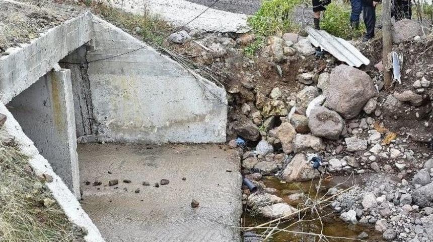 Sel Felaketinin Ardından Dikili&rsquo;de Yaralar Sarılıyor