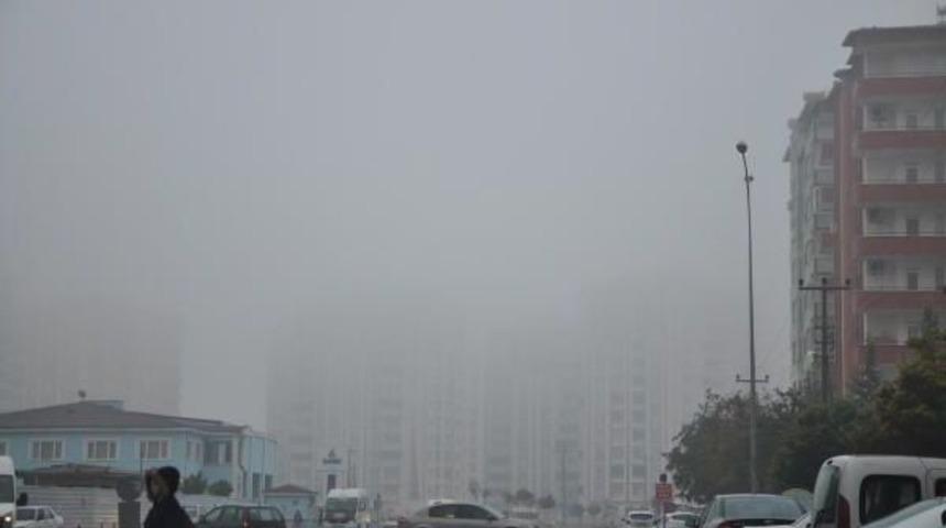 Gaziantep'te, Yoğun Sis Etkili Oldu