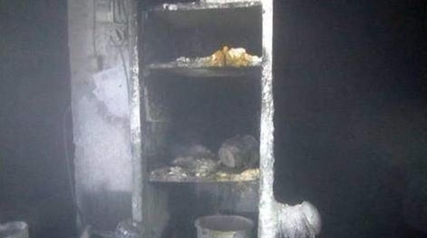 İşyeri Yangınlarında Maddi Hasa Oluştu