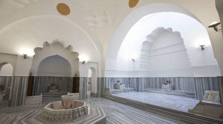 600 Yıllık Hamam &Ouml;zel Sekt&ouml;re Devredildi