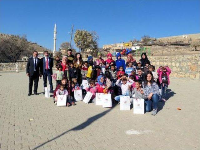 İstanbul'dan Midyat'a Eğitim Desteği