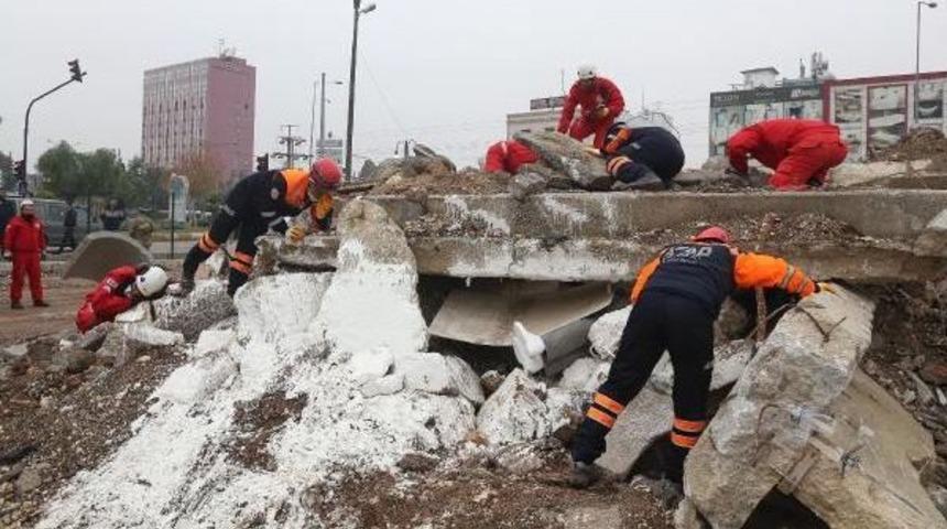 Ger&ccedil;ek Gibi Kurtarma Tatbikatı