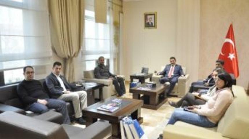 Sazcılar Grubu Bt&uuml;&rsquo;de