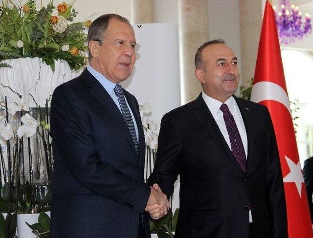 Bakan Çavuşoğlu İle Rus Dışişleri Bakanı Lavrov Bir Araya Geldi