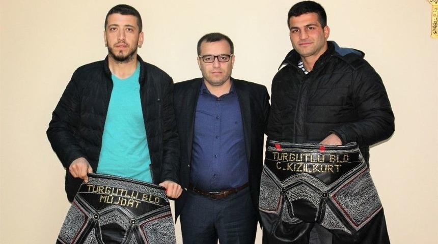 Turgutlu Belediyesi&rsquo;nden Gen&ccedil; G&uuml;reş&ccedil;ilere Destek