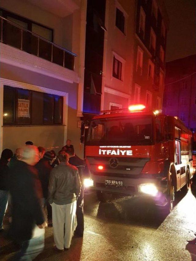 Samsun'da Yangın; 2'si Çocuk 5 Kişi Dumandan Etkilendi