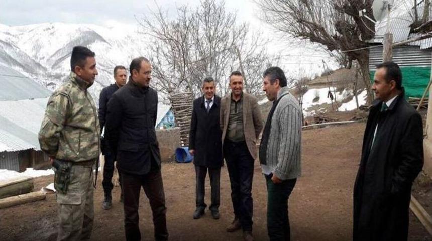 Yedisu Kaymakamı Kalkan, K&ouml;yl&uuml;lerin Sorunlarını Dinledi