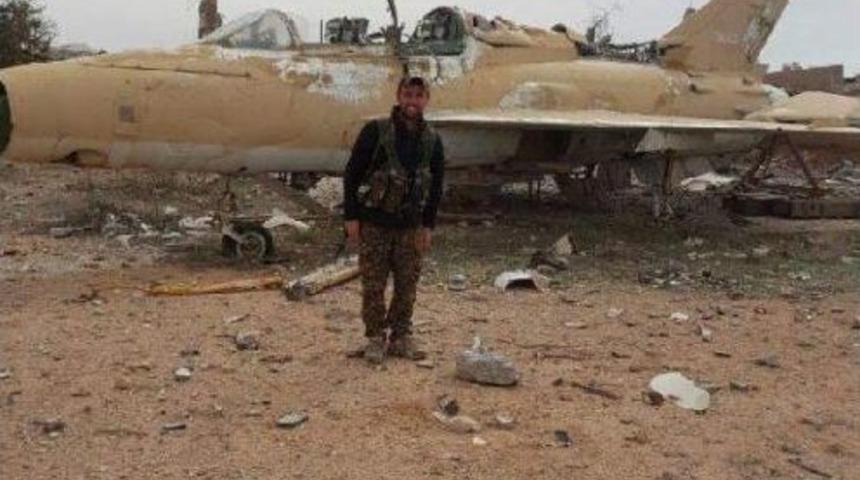 Amerika Destekli Dsg'nin Ele Ge&ccedil;irdiği Havaalanının Fotoğrafları