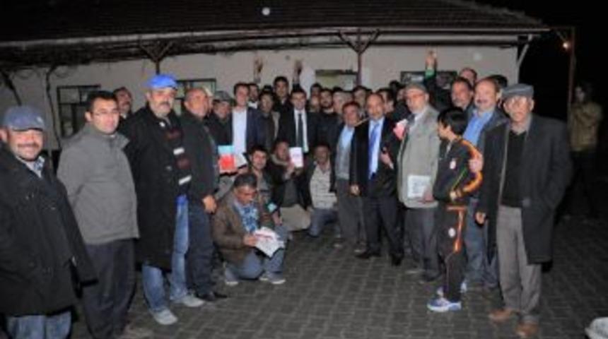 Milletvekili Salih &Ccedil;etinkaya, K&ouml;y&uuml;nde Referandumu Anlattı