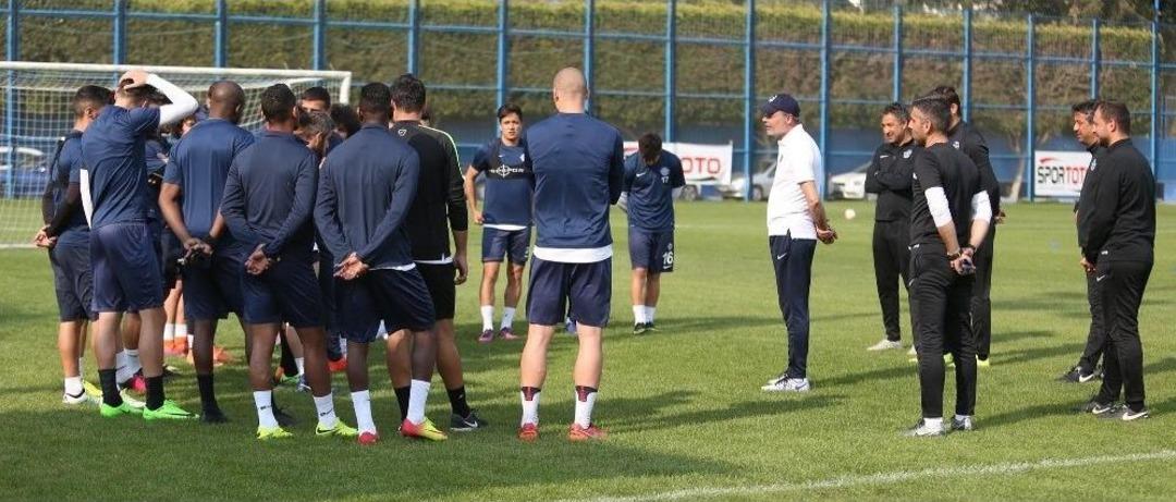 Adana Demirspor Tempo Arttırdı