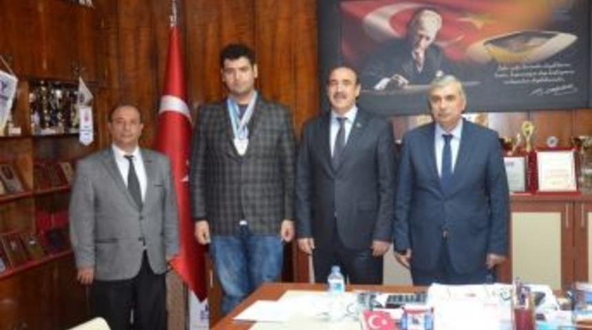 Veteranlar Judo T&uuml;rkiye 2&rsquo;ncisi Oldu