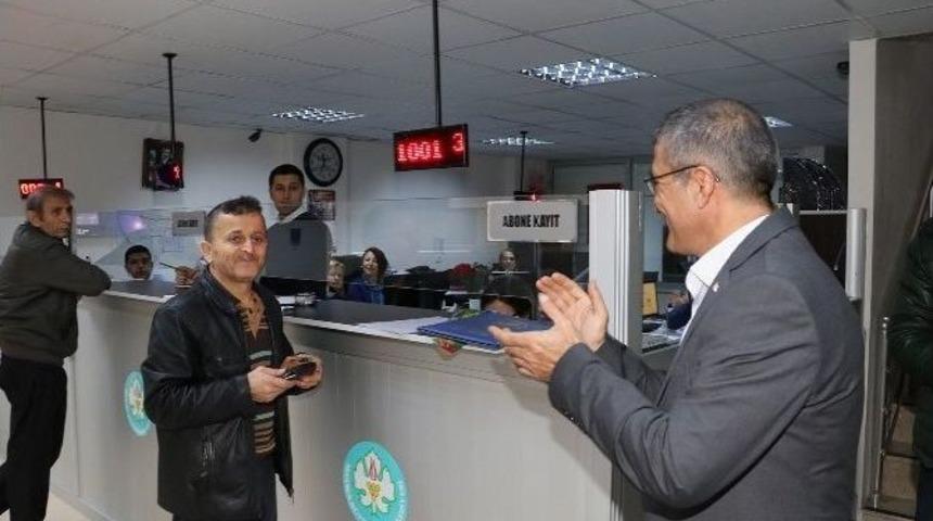 Abone Oldu &Ccedil;eyrek Altınla &Ouml;d&uuml;llendirildi