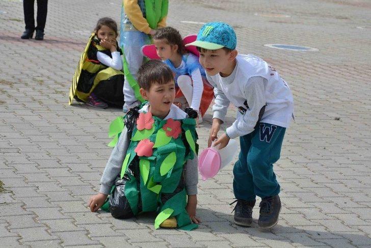 Ortaca’da Minik Öğrenciler Fidan Dikti G4