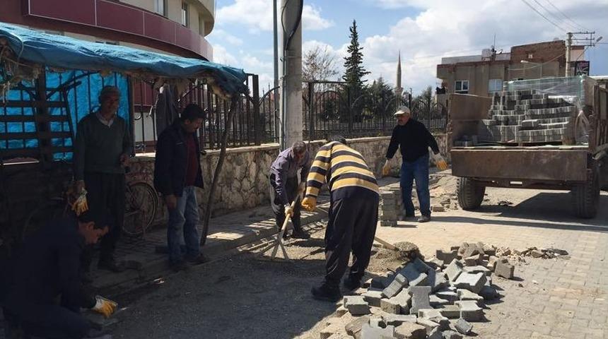 Kahta Belediyesi Bozulan Yollarda Onarım &Ccedil;alışmalarına Başladı
