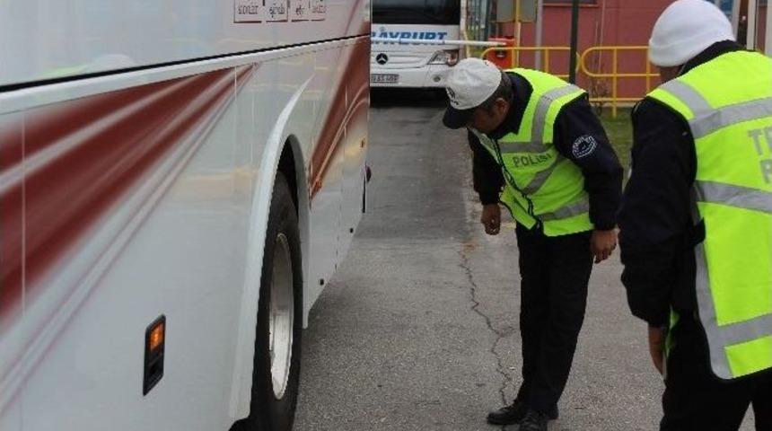 Otogarda Kış Lastiği Denetimi