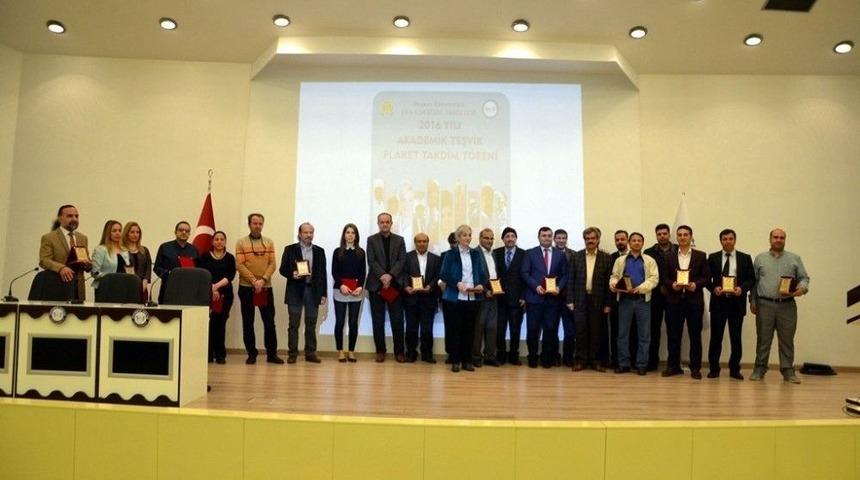Harran &Uuml;niversitesi B&uuml;y&uuml;k Başarıya İmza Attı
