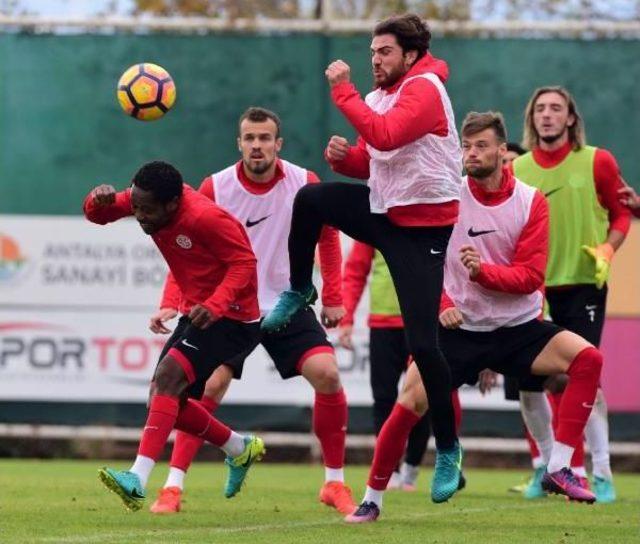 Antalyaspor'da Gol Antrenmanı