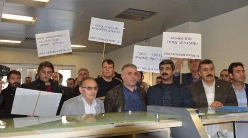 Asil &Ccedil;elik Iş&ccedil;ilerinden Bakanlığa Faks Eylemi