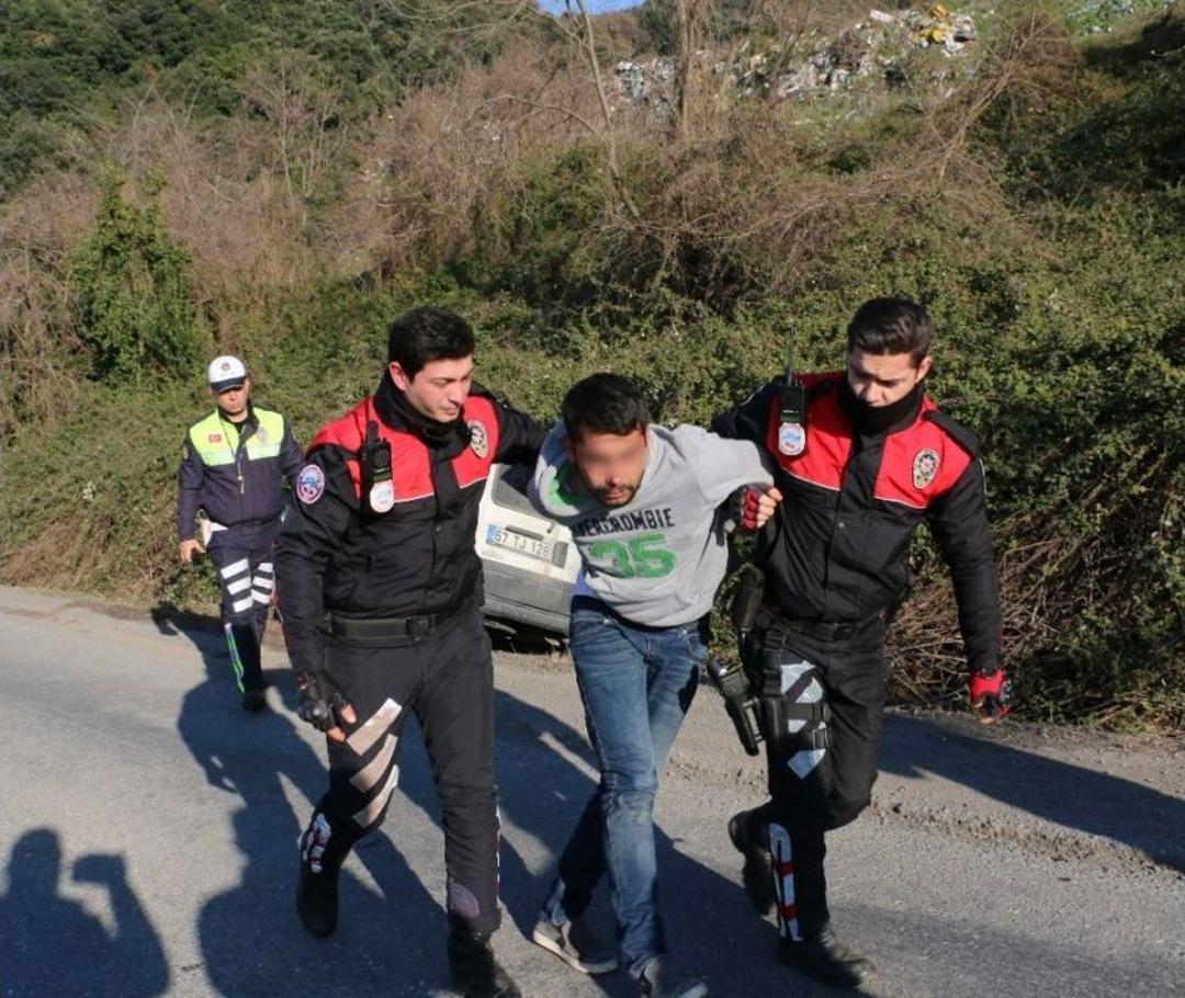 Uyuşturucu Kullandığı İddia Edilen Gen&ccedil; Kaza Yaptığının Farkına Varmadı