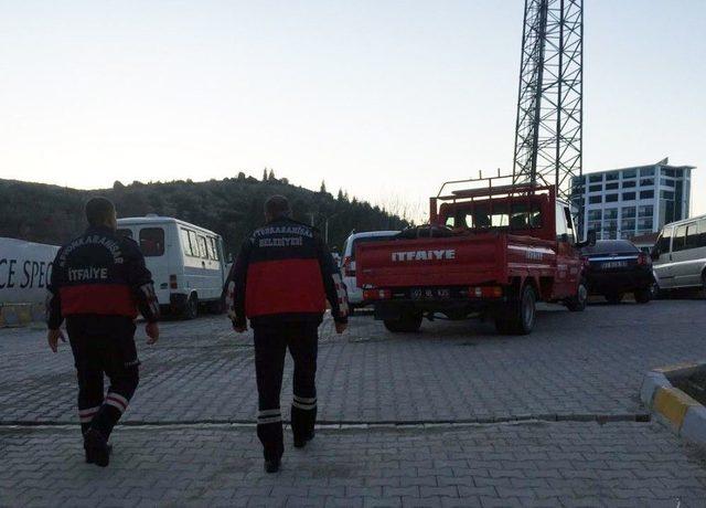 Su Tahliye Motorundan Sızan Gazdan 14 Kişi Zehirlendi