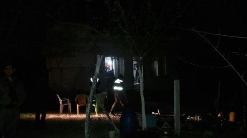 Adana'da Katliam: 5 &Ouml;l&uuml;