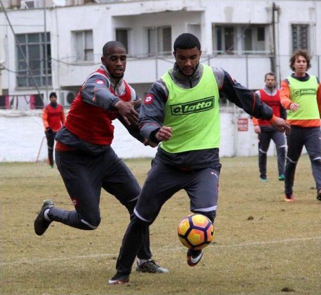 Adanaspor'da Gençlerbirliği Hazırlıkları Sürüyor