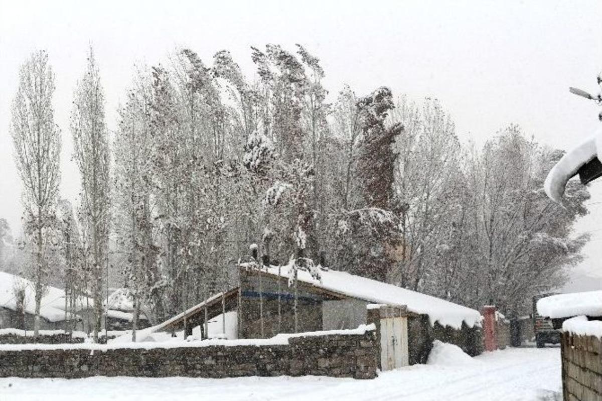 Ağrı&rsquo;da 228 K&ouml;y Yolu Ulaşıma Kapandı