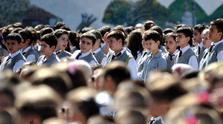 Sosyal medya 'Andımız'ın okullarda yeniden okutulması için ayağa kalktı: #OkullardaANDIMIZOkutulsun