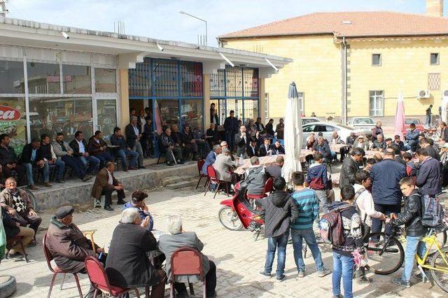 Milletvekili Gizligider, Referandum Çalışmalarına Derinkuyu İle Devam Etti