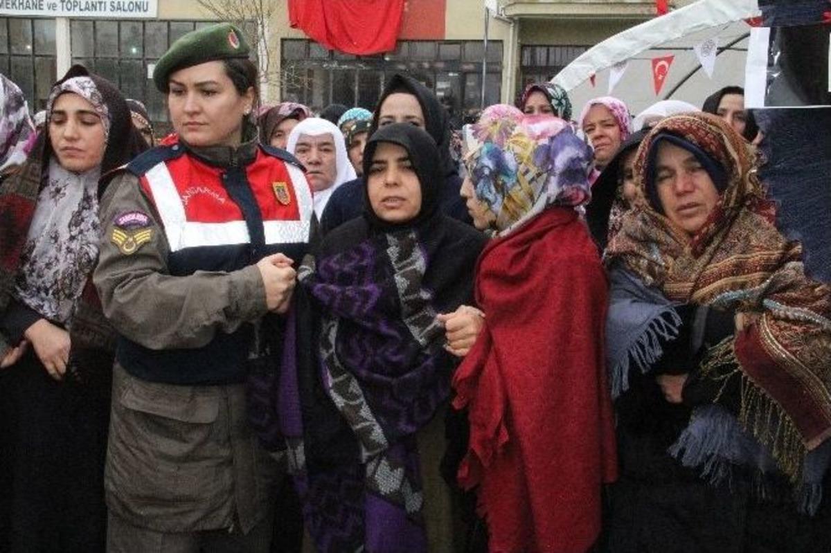 Şehidin Ağabeyine En Acı G&ouml;rev