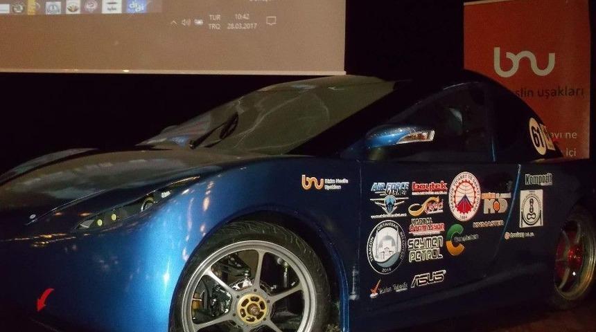 Bu Otomobil Hi&ccedil; Enerji Harcamıyor