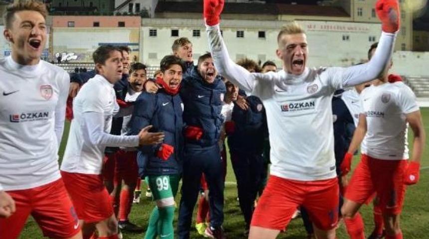 Altınordu'nun Gen&ccedil;lerini Devler Bekliyor