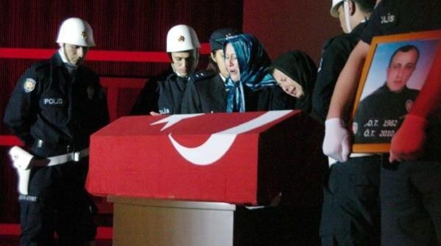 Fet&ouml; Sanığı Polis: Vatanım Kirlenmesin Diye Yere Izmarit Bile Atmıyorum