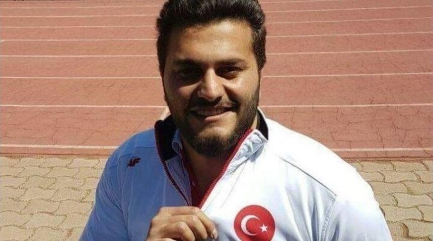 Ad&uuml;&rsquo;n&uuml;n Milli &Ouml;ğrencisi Osman Can &Ouml;zdeveci Avrupa Şampiyonu Oldu