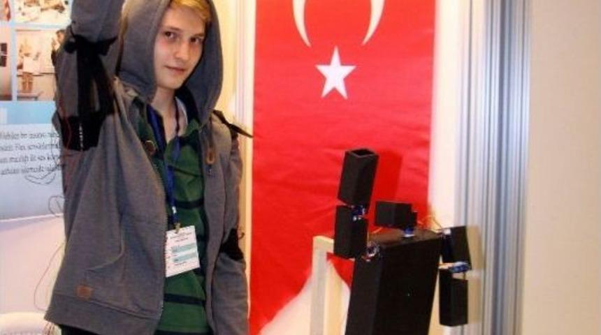 (&ouml;zel Haber) Liseli Gen&ccedil;ler &Ccedil;ok Ama&ccedil;lı İnsansı Robot &Uuml;retti